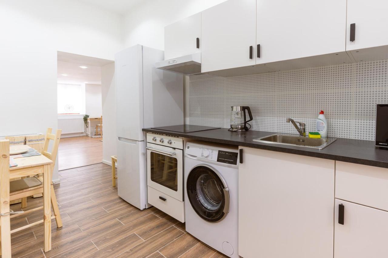 Stylish 2-Bedroom Apartment In Central Budapest Ngoại thất bức ảnh